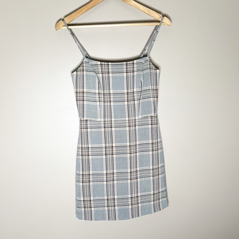 Aritzia Wilfred Classic mini plaid dress size 4